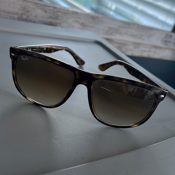 Ray-Ban Accessories - rayban sunglasses